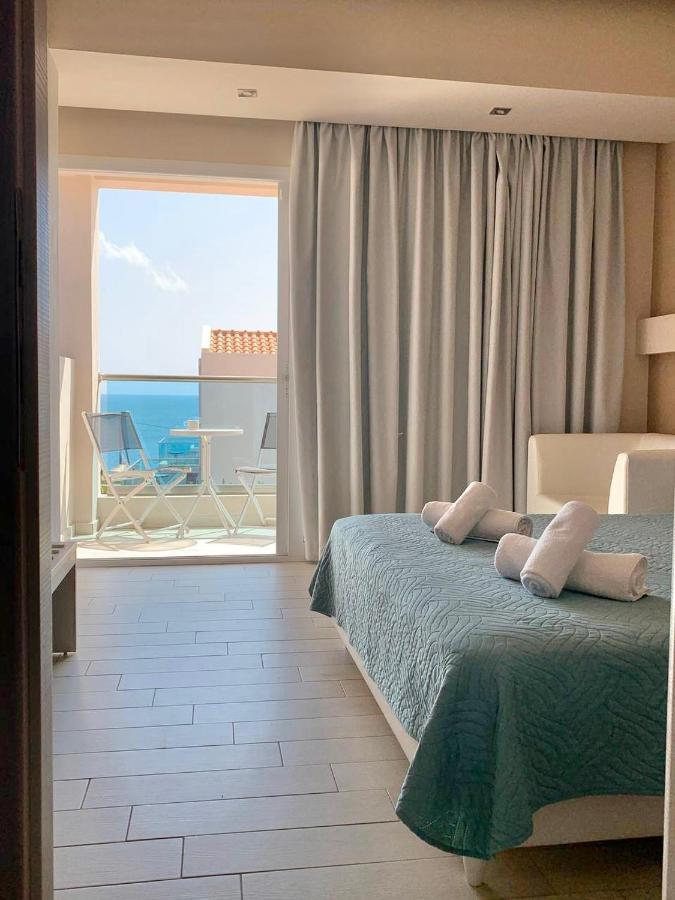 Saradari Beach Hotel - Adults Only Hersonissos  Bagian luar foto