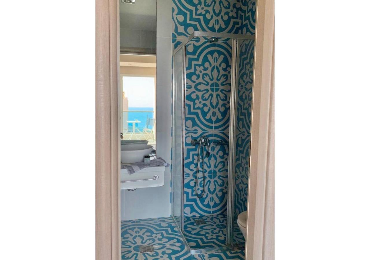 Saradari Beach Hotel - Adults Only Hersonissos  Bagian luar foto