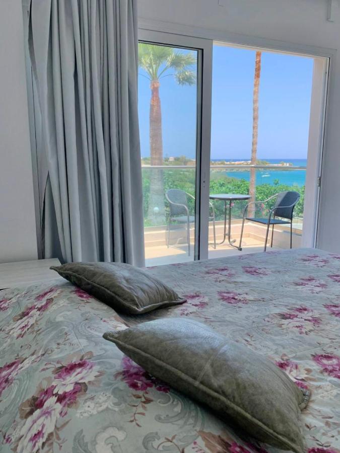 Saradari Beach Hotel - Adults Only Hersonissos  Bagian luar foto